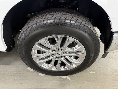 New 2025 Ford F150 Lariat w/ Equipment Group 501A Mid image 5