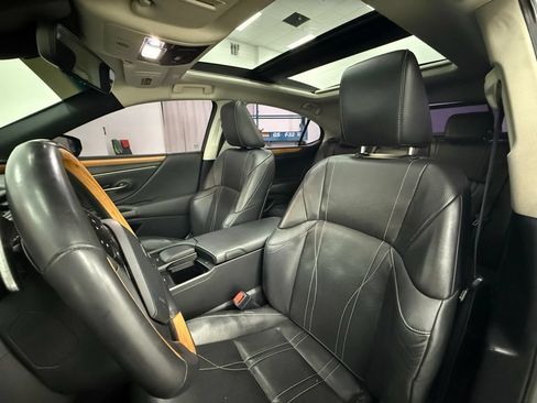 Used 2019 Lexus ES 350 w/ Accessory Package 2 FWD image 13
