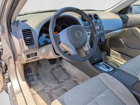 Used 2012 Nissan Altima 2.5 S FWD image 10