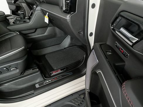 New 2026 GMC Sierra 1500 AT4X image 25