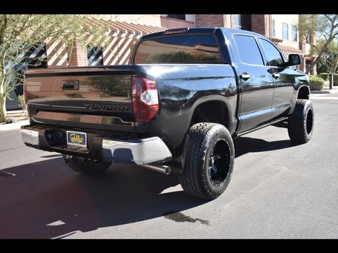 Used 2015 Toyota Tundra SR5 w/ TRD Off Road Package image 7