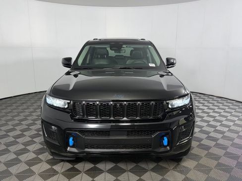 Used 2023 Jeep Grand Cherokee 30th Anniversary AWD/4WD image 2