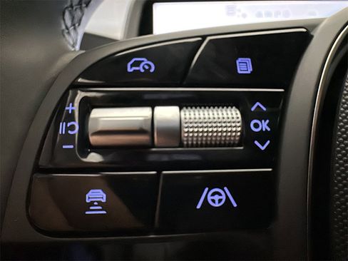 New 2025 Hyundai Ioniq 6 SEL image 18