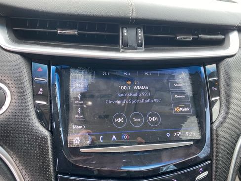 Used 2019 Cadillac XTS Luxury image 13