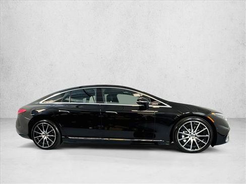 Used 2023 Mercedes-Benz EQS 450+ 4MATIC Sedan image 4