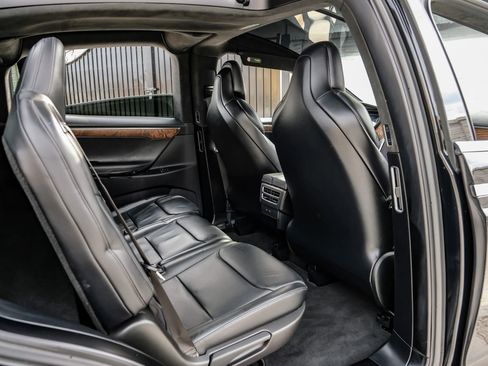 Used 2017 Tesla Model X 90D image 39