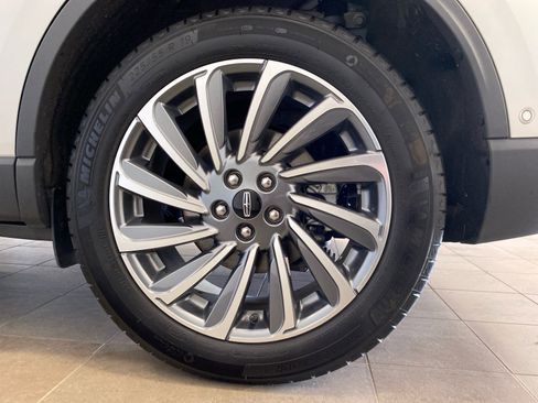 Used 2023 Lincoln Corsair Reserve w/ Equipment Group 202A AWD/4WD image 24
