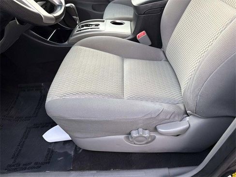 Used 2014 Toyota Tacoma PreRunner image 15