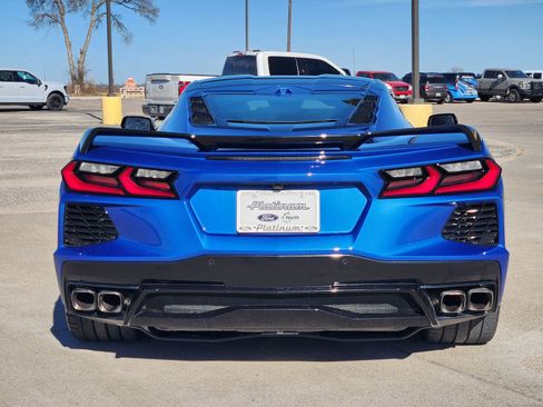 Used 2021 Chevrolet Corvette Stingray image 8