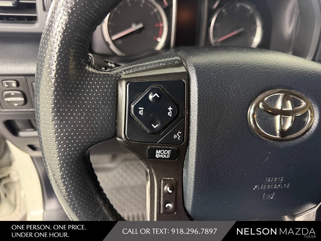 Used 2023 Toyota 4Runner TRD Off-Road Premium AWD/4WD image 23