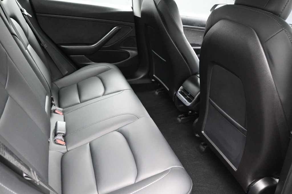 Used 2020 Tesla Model 3 Standard Range Plus RWD image 27