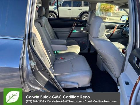 Used 2012 Toyota Highlander Limited image 22