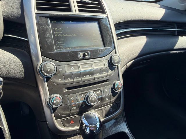 Used 2014 Chevrolet Malibu LT FWD image 16
