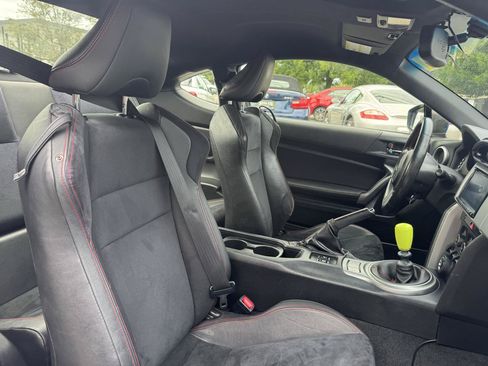 Used 2013 Subaru BRZ Limited w/ Popular Pkg 1A RWD image 16
