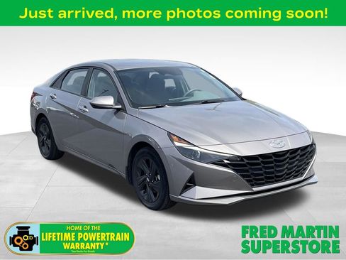 Used 2023 Hyundai Elantra SEL FWD image 1