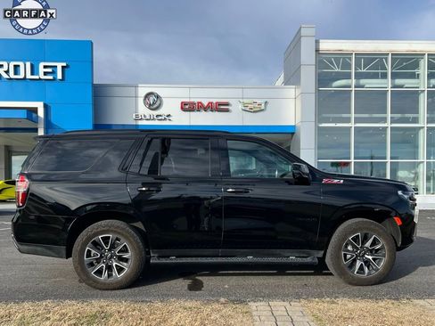 Used 2024 Chevrolet Tahoe Z71 w/ Luxury Package image 4