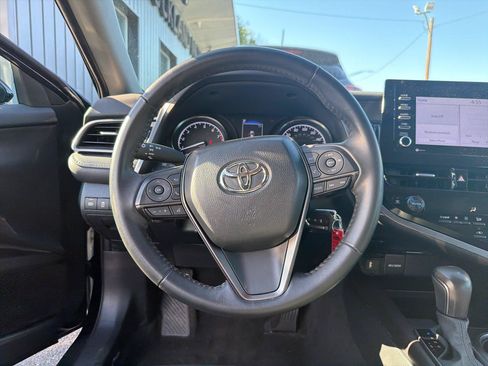 Used 2024 Toyota Camry SE FWD image 19