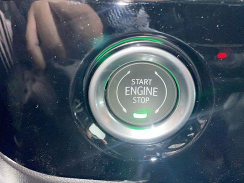 Used 2023 Chevrolet Silverado 1500 LT image 26