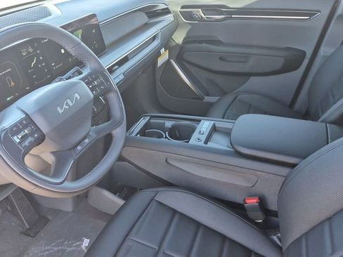 New 2026 Kia EV9 Land w/ Nightfall Edition Package image 10