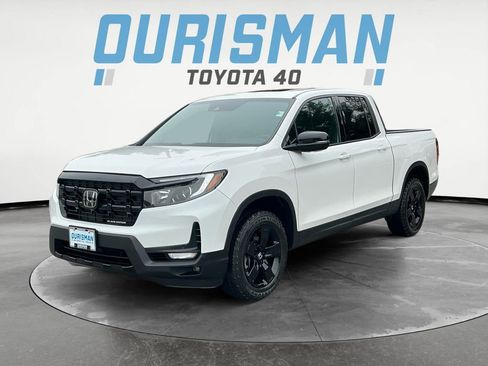 Used 2024 Honda Ridgeline Black Edition image 3