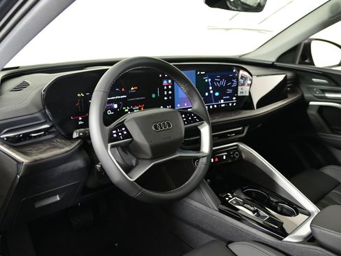 New 2025 Audi Q5 Premium Plus image 3