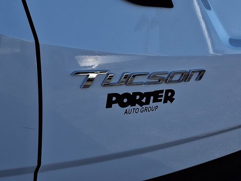 Certified 2023 Hyundai Tucson Limited w/ Cargo Package image 34