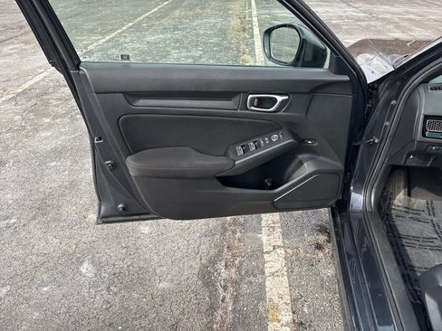 Used 2025 Honda Civic Sport image 10