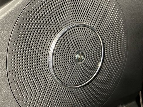 Used 2023 Ford Expedition Limited image 31