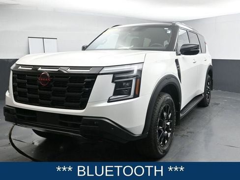 Used 2025 Nissan Armada PRO-4X image 5