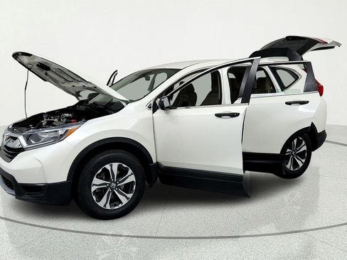 Used 2018 Honda CR-V LX image 9