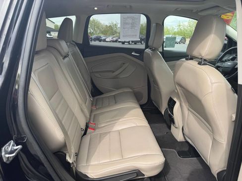 Used 2018 Ford Escape Titanium w/ Ford Safe & Smart Package AWD/4WD image 35