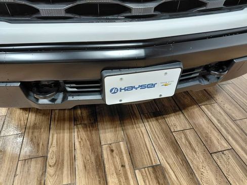 Used 2025 Chevrolet Silverado 1500 W/T w/ WT Value Package image 19