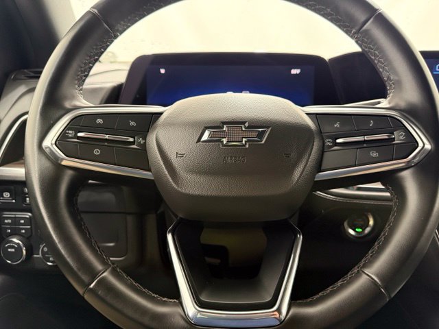 Used 2025 Chevrolet Suburban Z71 AWD/4WD image 47