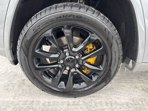 Used 2021 Jeep Grand Cherokee Laredo X image 26