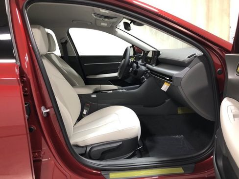 New 2025 Hyundai Sonata SEL image 12