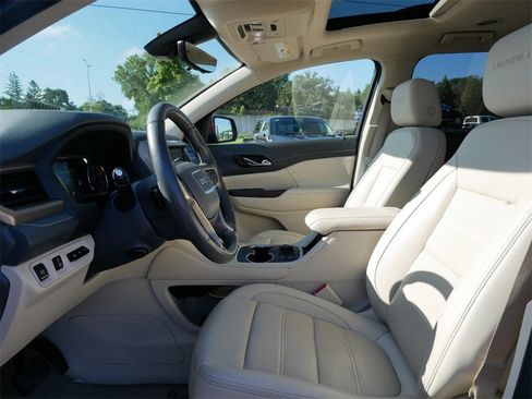 Used 2020 GMC Acadia Denali w/ Technology Package image 8