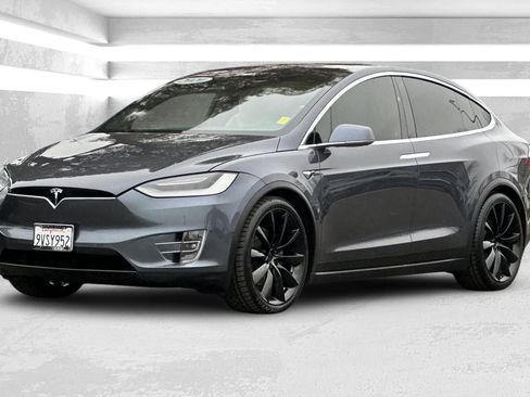 Used 2020 Tesla Model X Long Range image 8
