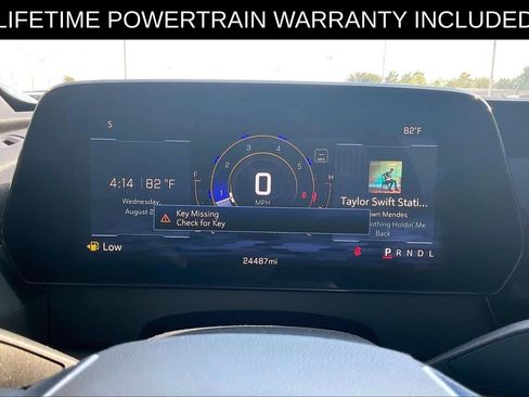 Used 2025 Chevrolet Traverse LT w/ Sun and Wheel Package FWD image 19