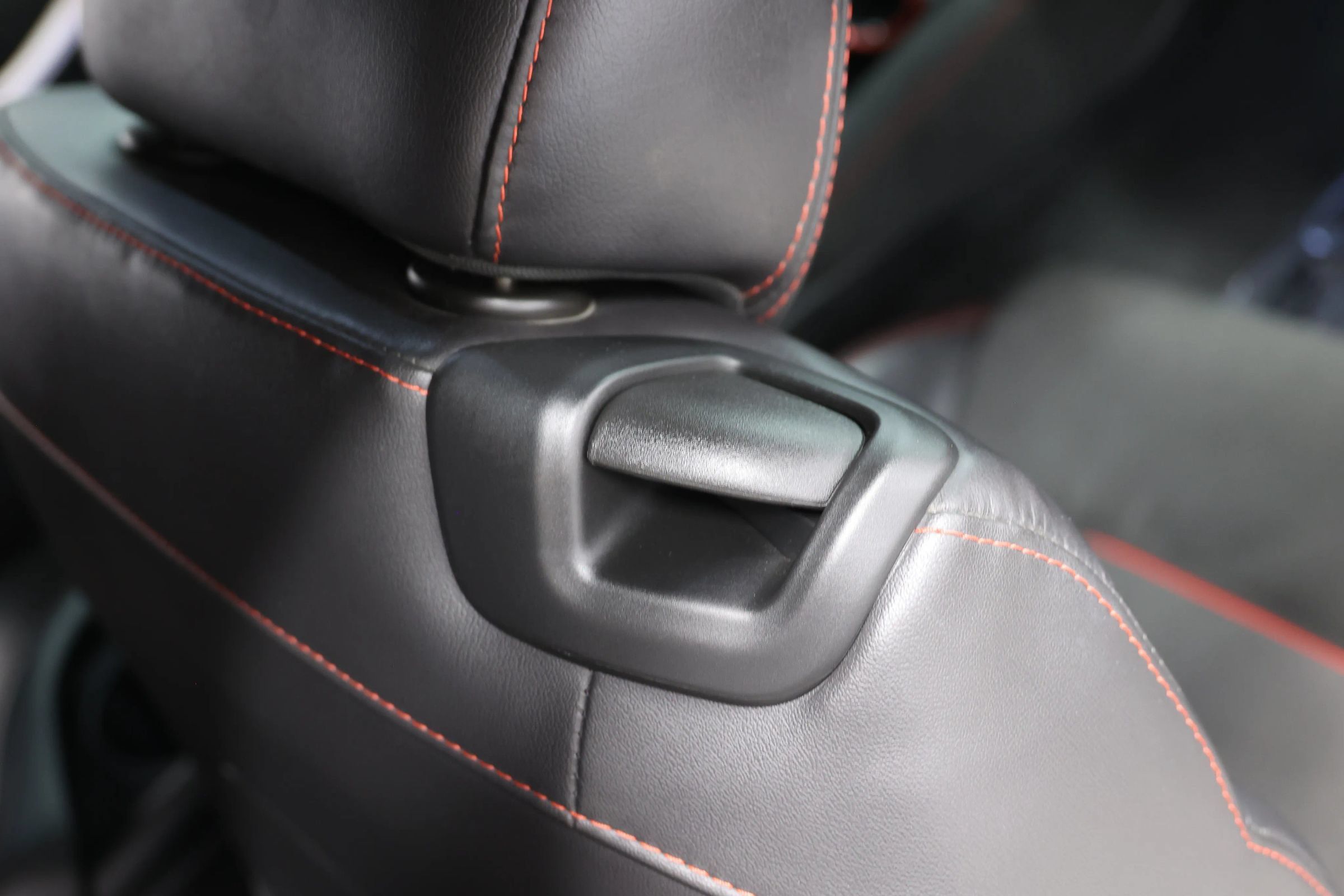 Used 2018 Chevrolet Camaro ZL1 RWD image 83
