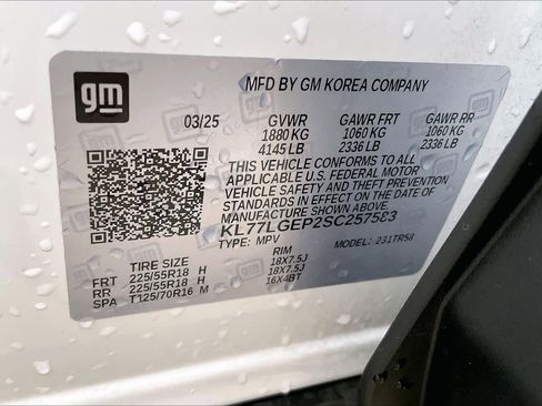 Certified 2025 Chevrolet Trax RS w/ Driver Confidence Package image 35