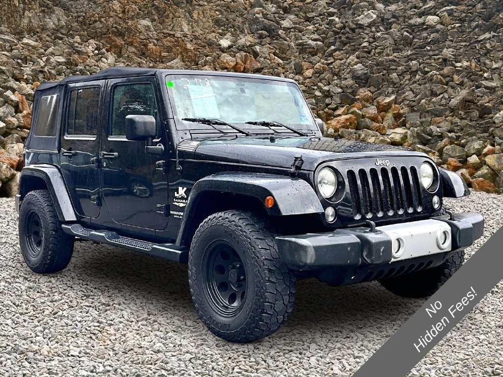 Used 2014 Jeep Wrangler Unlimited Sahara w/ Connectivity Group AWD/4WD image 7