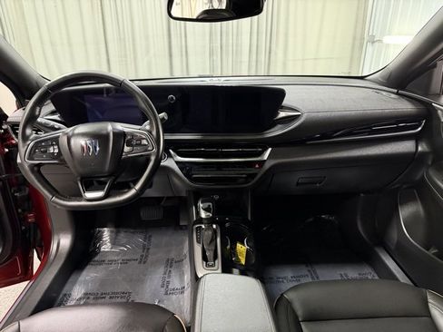 Used 2024 Buick Envista Avenir image 13