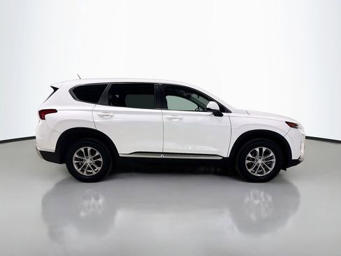 Used 2019 Hyundai Santa Fe SE image 9