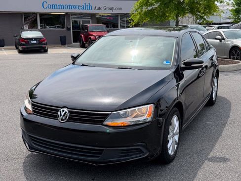 Used 2011 Volkswagen Jetta SE FWD image 15