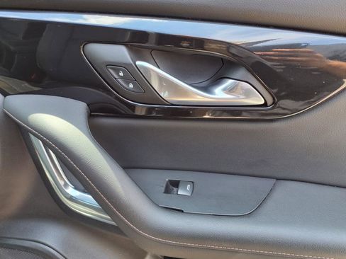 Certified 2022 Chevrolet Blazer Premier image 9