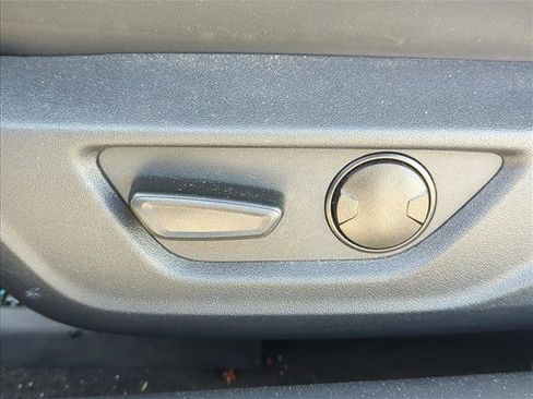 Used 2024 Ford Mustang Convertible image 10