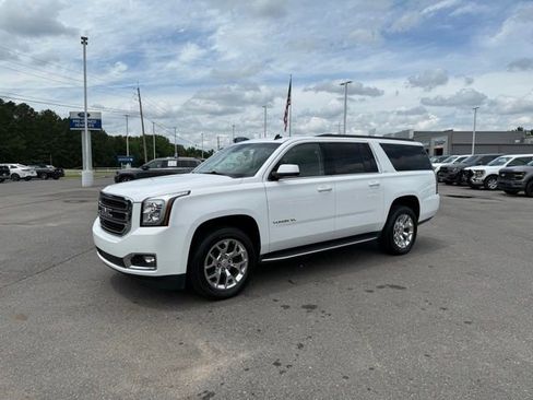 Used 2015 GMC Yukon XL SLT RWD image 3