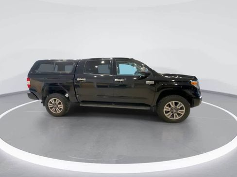 Used 2019 Toyota Tundra Platinum image 9
