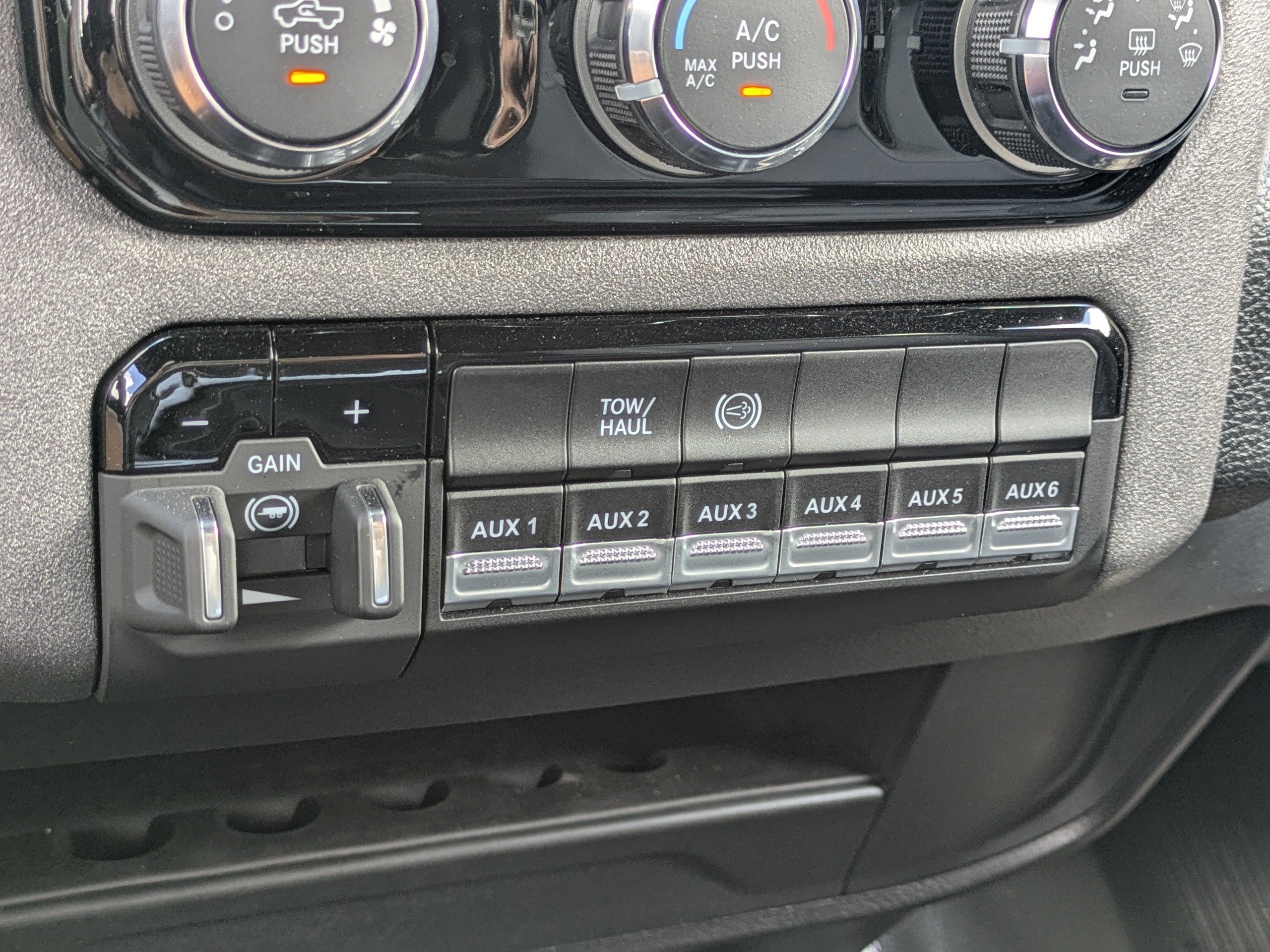 Used 2026 RAM 3500 Tradesman AWD/4WD image 28