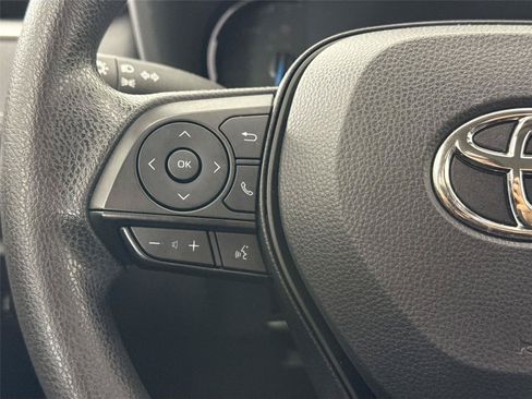Certified 2024 Toyota RAV4 XLE AWD/4WD image 16